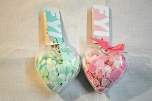 Sie wählen rosa oder blau grün HERZ Form BAD Konfetti FYI 0,70 Unzen GESCHENK LIEBE Verwöhnen - Bild 1 von 6
