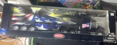 1:32 Peterbilt 387 Semi Trailer Hauler Truck Diecast w/ USA "United We Stand" - Image 1 of 4