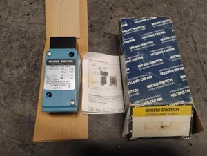 Qty 1 HONEYWELL MICRO SWITCH LSF7L NEW NIB - Picture 1 of 5