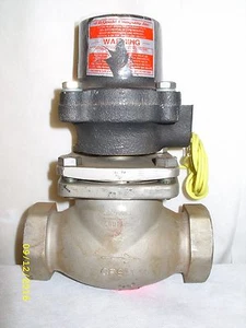 JD Gould Company Type K24 Solenoid Valve 1-1/2" NPT 120 VAC Stainless Steel NOS - Picture 1 of 12