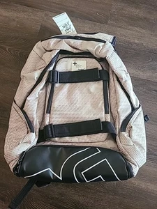New Vintage Burton Analog Dryden DOS Surf Backpack Waterproof Wetsuit Pocket - Picture 1 of 9