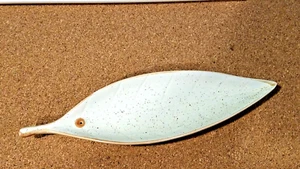 Pier 1 INCENSE STICK BURNER TRAY Leaf Shaped 8.5x2.5x1"  glazed ceramic - Picture 1 of 5