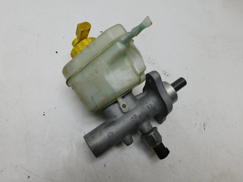 Cilindro maestro de freno Porsche Cayenne Turbo 9PA 955 2004 J095 Foto 1 de 1