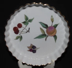 Royal Worcester Fluted Pie Plate Dish 7.5" Evesham Mint with Label - Picture 1 of 9