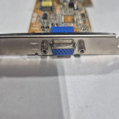 Asus V3800M-LP 32 mb AGP graphic video card - Image 1 of 4