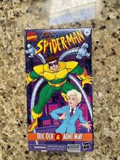 Marvel Legends Series Doctor Octopus & Aunt May Action Figure 2