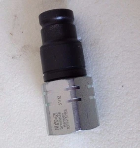 EATON GROMELLE HANSEN SCHNELLKUPPLUNG TEILENR. 10FFP37BS - Bild 1 von 3