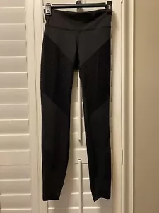 Gap Fit Leggings Pantaloni Yoga Scultura Compressione Donna X-Small Righe Nero - Foto 1 di 6