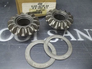 +New Genuine Ford 1L2Z-4236-AA 8.8 Conversion Differential Side Gear - Picture 1 of 5