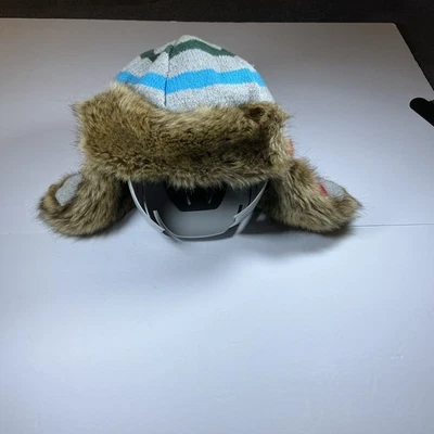 Gorro de piel sintética multicolor bebé hueco para niños, talla se adapta a la mayoría, usado Foto 1 de 4