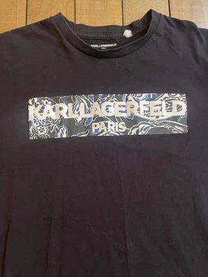 Camiseta Karl Lagerfeld Floral Negra XL Foto 1 de 4