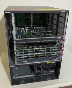  Cisco WS-C6500 Chassis, 1 Netzteil, 1x 24xGigabit SFP, 2x 16-Port X2 10GbE  - Bild 1 von 6