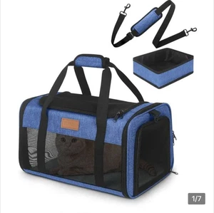 TSA Approved Pet Carrier in Cabin, 17"x11"x9.5" Cat Travel Carrier w/ Litter Box - Picture 1 of 8