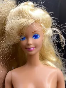 1966 Vintage Mattel Barbie Doll - Picture 1 of 3