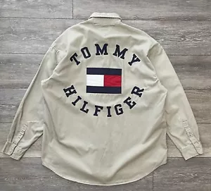 Camisa De Colección Tommy Hilfiger Bronceada Pesada Algodón Cresta Bandera Grande Deletrear Logo GRANDE - Imagen 1 de 12