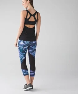 Lululemon Pace Rival Crop Pretty Prism Multi / Black NWT Size 4 - Picture 1 of 10