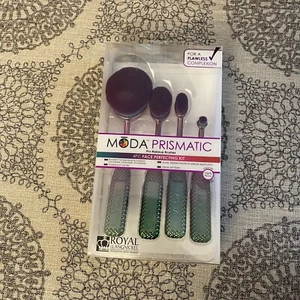 New Royal & Langnickel MODA Prismatic 4pc Face Perfecting Makeup Brush Set - Picture 1 of 2