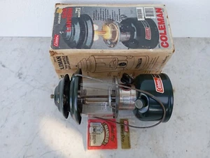 Linterna Coleman Modelo 288A700 Linterna Dos Mantos Caja Original Usada Solo Una Vez - Imagen 1 de 20