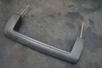 Right Passenger Dash Upper Grab Assist Handle 25910111 OEM Hummer H2 2008-09 - Image 1 of 3