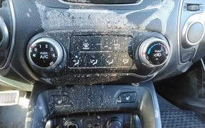OEM Climate Control Heat/AC Manual 10-13 TUCSON 1294175 - Picture 1 of 12