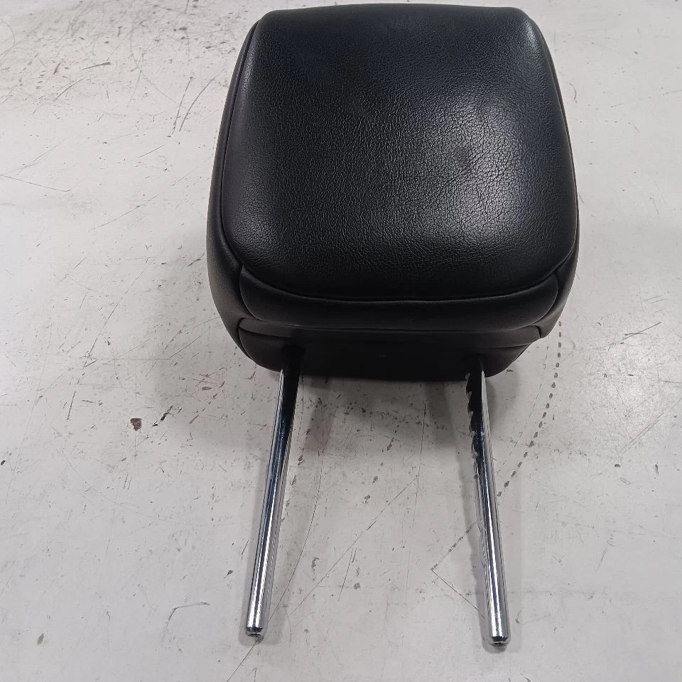 Nissan LEAF Seat Headrest Front Head Rest  2013 2014 2015 2016 2017 - Image 1 of 4