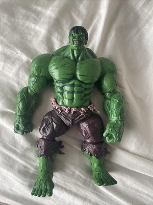 Figura de acción Marvel Select Incredible Hulk 10" edición especial diamante verde Foto 1 de 3