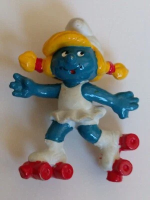 Figura de PVC pitufo vintage Schleich RARA 2.0126 pitufina patinaje sobre ruedas Foto 1 de 4