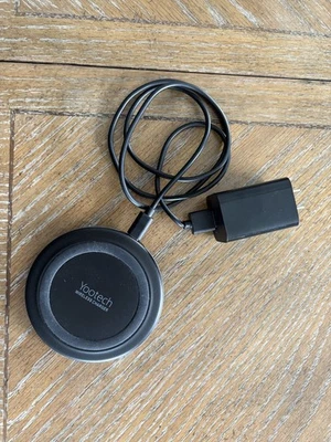 Yootech Wireless Charging Pad with Cord and Quick Adapter Model F500 - Image 1 of 4