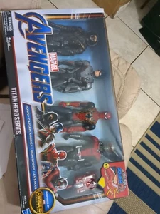 Marvel Avengers Infinity War Titan Hero Series 12" Set di 4 action figure nuove - Foto 1 di 4