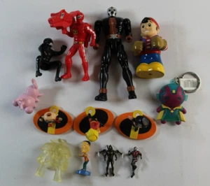 Konvolut 13 Actionfiguren Incredibles, Power Rangers, Marvel, Family Guy EUC - Bild 1 von 3