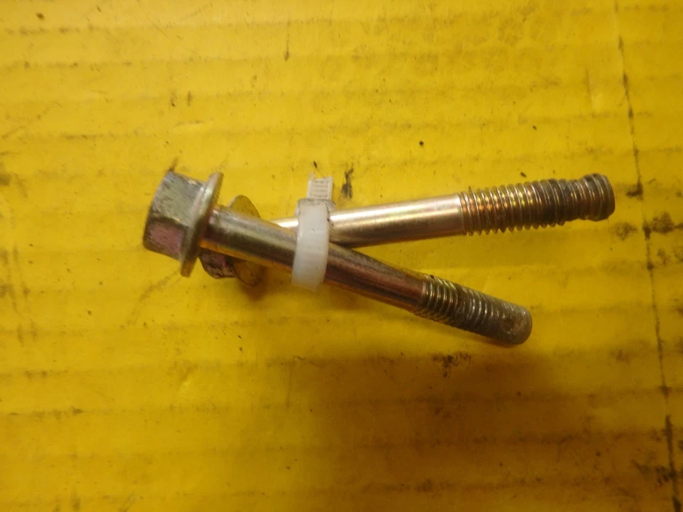 Suzuki Quadmaster LT 50 1998 - 2003 LTA50 vástago de dirección columna pernos de montaje Foto 1 de 1