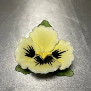 Vintage Andrea Sadek gelbe Stiefmütterchen Blume Figur Exc! 2 3/3" x 2 1/2" x 1 3/4" - Bild 1 von 7