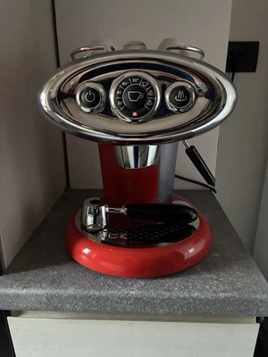 Macchina Caffè Espresso Automatica Capsule Rossa ILLY Iperespresso X7.1 - Immagine 1 di 4