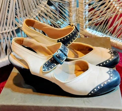 20 世纪 50 年代 Hudson's Detroit 女式鞋牛津鞋带中跟鞋(3 码)(5) — 第 1/4 张图片