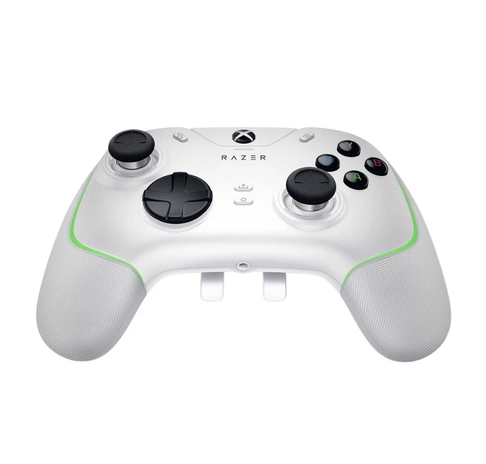 Razer Wolverine V2 Chroma Controller for Microsoft Xbox One/Series S/X - White