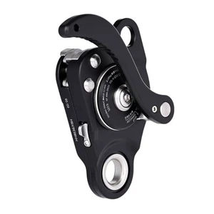 Multiple Use Climbing Rappel Equipment With Regulable Speed Durability - Picture 1 of 8