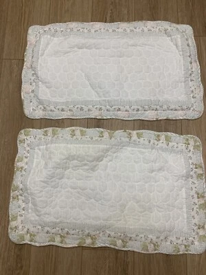 SHABBY CHIC SHAMS KING 2 件套 白色 小花 拼布 国家 COTTAGE — 第 1/4 张图片