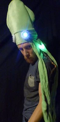 Sombrero Largo de Calamar con Luz LED - Fiesta Adulto Rastas Brillante Novedad Tentáculos FLASH Foto 1 de 4