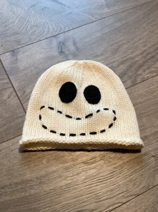 Baby Gap Knit Beanie Hat Infant Size 0-6 Months Cream With Black Ghost Face VGUC - Picture 1 of 7