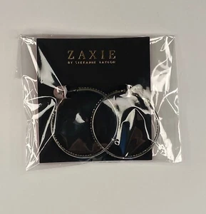 Pendientes de aro Zaxie de Stephanie Taylor Play It por oreja al por menor $32 - Imagen 1 de 4