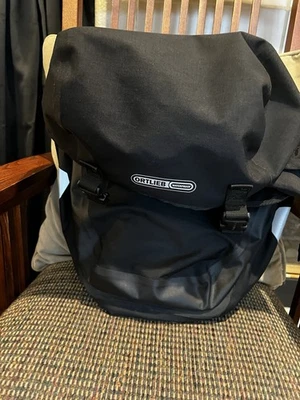NUEVO SIN ETIQUETAS ORTLIEB Rodillo Trasero Clásico 20L ALFORJA Negro Impermeable Bolsa Bicicleta Alemania Foto 1 de 4
