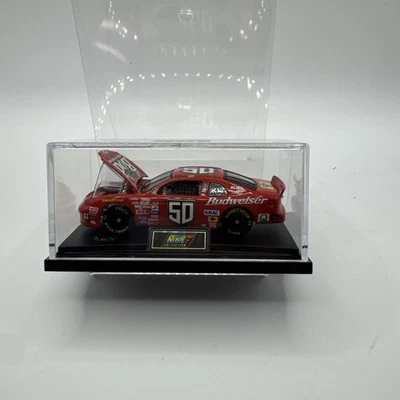 Budweiser #50 "Louie" El Lagarto Diecast Réplica Vehículo por Revell en Estuche Foto 1 de 2