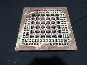 ~ ORNATE ANTIQUE CAST IRON REGISTER ~ 14 INCHES SQUARE ~ ARCHITECTURAL SALVAGE - Picture 1 of 8