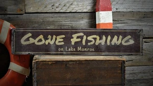 Custom Lake House Gone Znak wędkarski - Rustykalny ręcznie robiony vintage drewniany - Zdjęcie 1 z 1