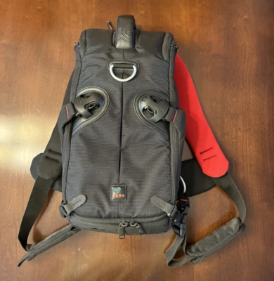 Kata 3N1-10 Bolsa para Cámara Mochila 3 en 1 con Eslinga en Negro Foto 1 de 4