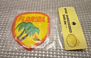 Vintage Swiss Embroidered Emblem Patch FLORIDA Palms Sailboat - Picture 1 of 3