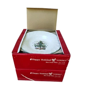 8 Vintage Nikko Happy Holidays Rim Soup Bowls Christmas Tree Presents Japan - Picture 1 of 12