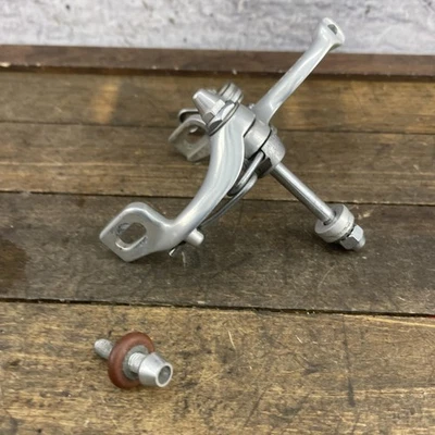 Pinza de freno delantera SunTour Superbe serie 4000 Japón aleación para bicicleta de carretera Foto 1 de 4