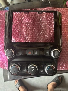 2019-23 Dodge Ram 3500 Audio & Dual Zone Auto Temp Control Panel HAC 68421710AB - Picture 1 of 4