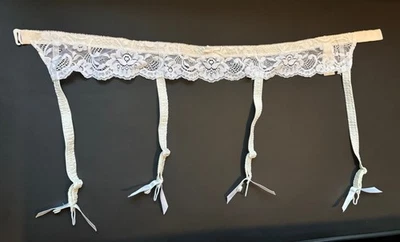 Liguero Victoria’s Secret Marfil Encaje Vintage Marfil Talla Pequeña c. Años 90 Foto 1 de 4